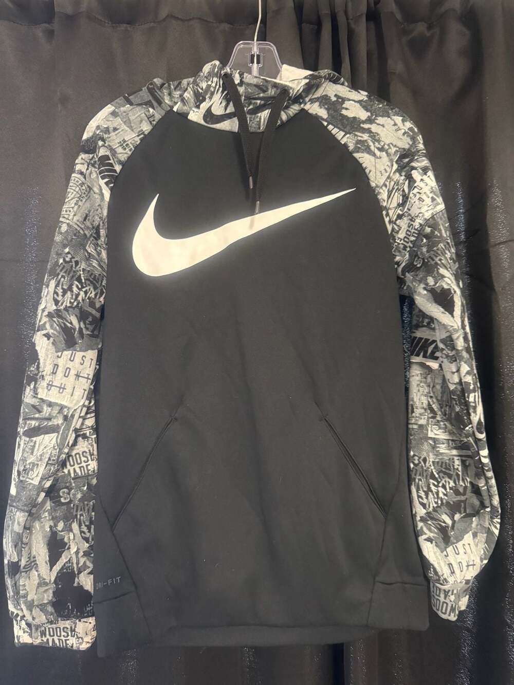 Nike Dri-FIT Graphic Pullover Hoodie Black White Collage Print Size S
